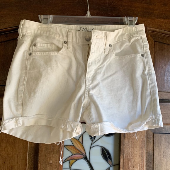 universal thread boyfriend jeans